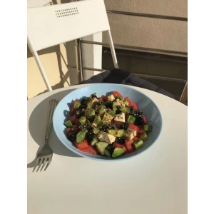 How to persuade a child eat salads