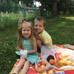 A wonderful walk with a pretty cousin, 2018